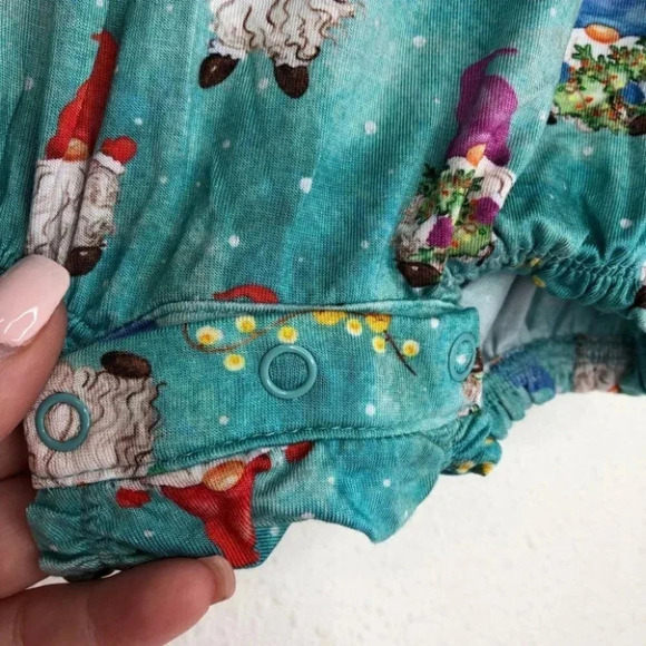 NWT Posh Peanut bubble romper long sleeve gnomey blue size 3-6 months - Picture 8 of 9